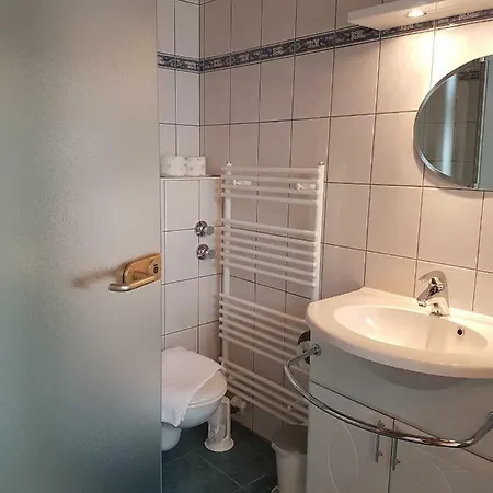 Apartment Haus Moni *